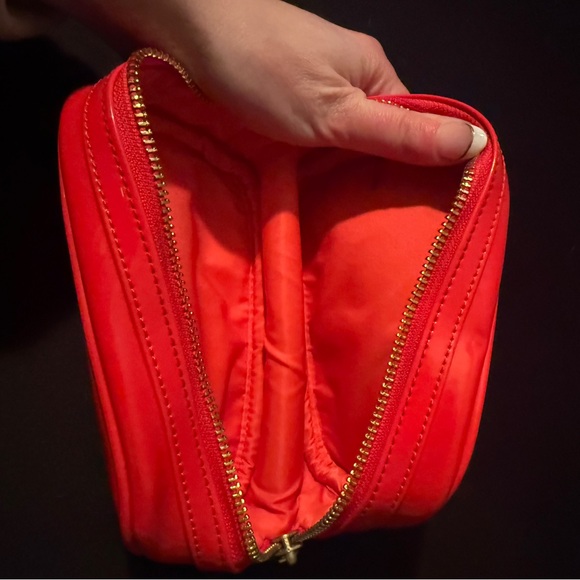 Tori Burch cosmetic bag - Picture 3 of 6